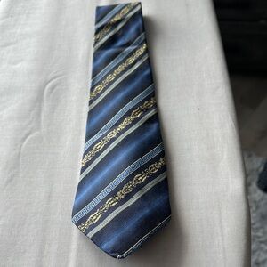 Versace Navy and Gold Patterned Tie